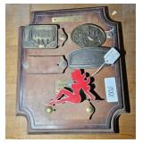 BELT BUCKLE DISPLAY W/ 4 BUCKLES