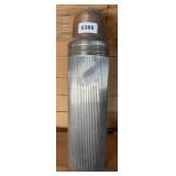 VINTAGE UNIVERSAL THERMOS