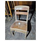 PRESCHOOL CHILDS CHAIR