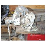 CRAFTSMAN 5 INCH ADJUSTABLE VICE