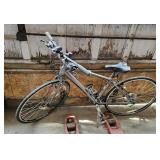 TREK MULTI SPEED BICYCLE LIGHTWEIGHT