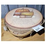 PIE BASKET W/ PLATES