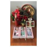 CHRISTMAS DECOR & SMALL DOLLS