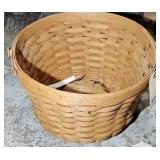 LONGABERGER LARGE FRUIT BASKET