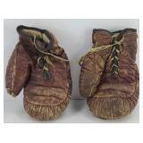 (2) CHILDS BOXING GLOVES