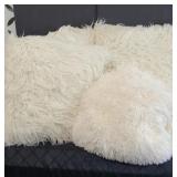 SHAGGY THROW & THREE PILLOWS