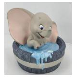WALT DISNEY DUMBO IN THE BATH 1995 FIGURINE
