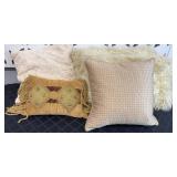 ACCENT & SHAGGY PILLOWS