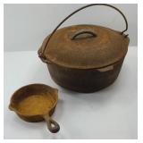 CAST IRON DUTCH OVEN & SMALL SKILLET