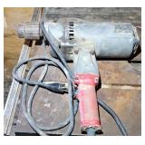 MILWAUKEE SUPER HOLE SHOOTER