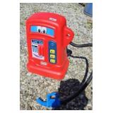 LITTLE TIKES GAS PUMP