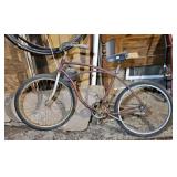 VINTAGE SCHWINN BICYCLE