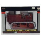 SPECCAST INTERNATIONAL T-14 CRAWLER 1:16