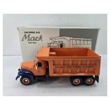 FIRST GEAR MACK 1960 B-61 DUMP TRUCK 1:34