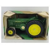 ERTL JOHN DEERE MODEL R 1:16