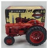 ERTL IH MCCORMICK SUPER WD-9 MUSEUM 1:16