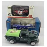 (3) DIE CAST VEHICLES