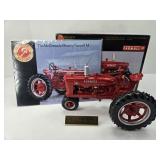 ERTL PRECISION FARMALL M TRACTOR 1:16