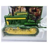 ERTL JOHN DEERE 420 CRAWLER 1:16