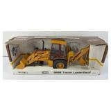 CASE ERTL 580K LOADER 1:32 SCALE