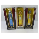 (3) GAS PUMPS: CHEVROLET, DIXY, FORD 1:18