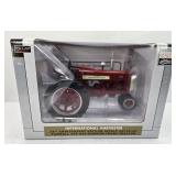 SPECCAST FARMALL 450 1:16 (30th ANNIVERSARY)