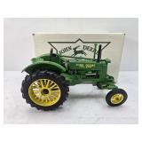 ERTL JOHN DEERE B EVER BUILT: 1:16 BW-40