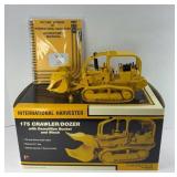 INTERNATIONAL 175 CRAWLER DOZER 1:25