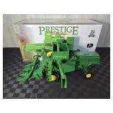 ERTL PRESTIGE JOHN DEERE 55 COMBINE 1:16