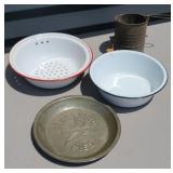PORCELAIN ENAMELED PANS, METAL PIE PLATE & SIFTER