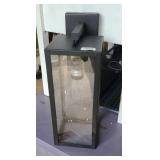 OUTDOOR WALL LIGHT