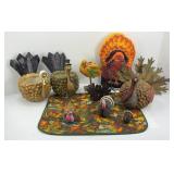 THANKSGIVING TURKEY DECOR