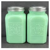 JADEITE GREEN SHAKER SET