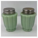 PIONEER WOMAN JADEITE GREEN SHAKER SET