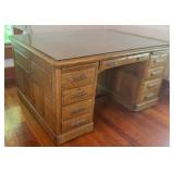 OAK PARTNERS DESK - UPSTAIRS (ALT LOC)