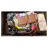 PURSES & HANDBAGS