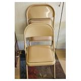 (2) FOLDING CHAIRS