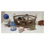 TRAY W/ DECORATIVE ITEMS