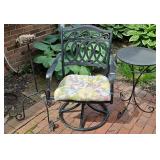 PATIO SWIVEL CHAIR W/ SIDE TABLE & STAND