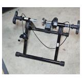 ROAD BIKE STATIONARY STAND