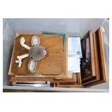 PICTURE FRAMES W/ TOTE