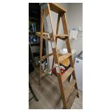 6 FOOT WOOD A FRAME LADDER