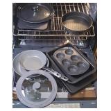 BAKING SHEETS