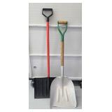 GRAIN & SNOW SHOVEL