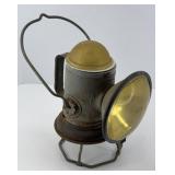 RAILROAD LANTERN , BATTERY POWERED