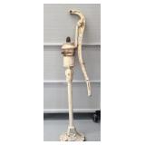 VINTAGE WATER PUMP