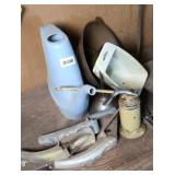 OIL CANS & ACCESSORIES