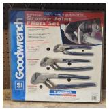 GOODWRENCH PLIER SET NEW