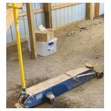 FLOOR JACK