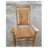 WOVEN BOTTOM & BACK ROCKER